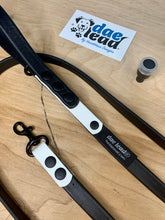Load image into Gallery viewer, Mini Color Wrap &quot;Get a Grip&quot; DAE Lead Leash NARROW (Toy dogs under 20lbs)